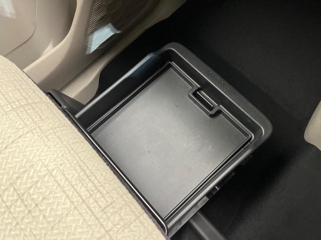 ルークス Ｓ　純正９インチナビ　衝突被害軽減システム　禁煙車　コーナーセンサー　オートハイビーム　車線逸脱警報　オートライト　Ｂｌｕｅｔｏｏｔｈ　ＣＤ　ＤＶＤ再生　フルセグ　プライバシーガラス　アイドリングストップ（50枚目）