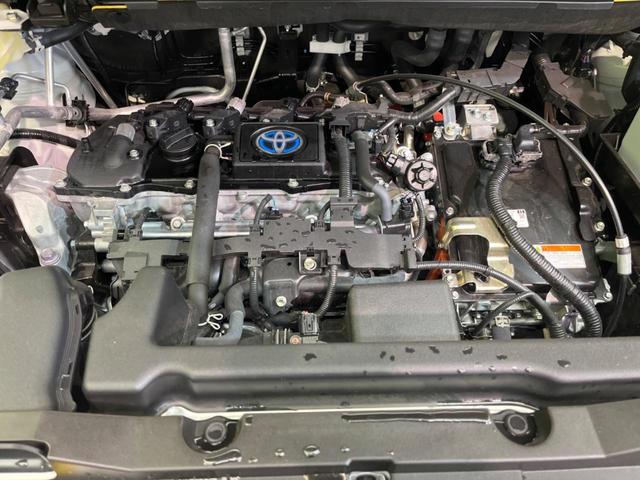 ヴォクシー ハイブリッドＳ－Ｚ　１４インチ後席モニター　両側電動スライドドア　衝突軽減装置　純正１０．５インチナビ　レーダークルーズコントロール　バックカメラ　ＥＴＣ２．０　フルセグ　シートヒーター　ハーフレザーシート　ＬＥＤヘッド（18枚目）