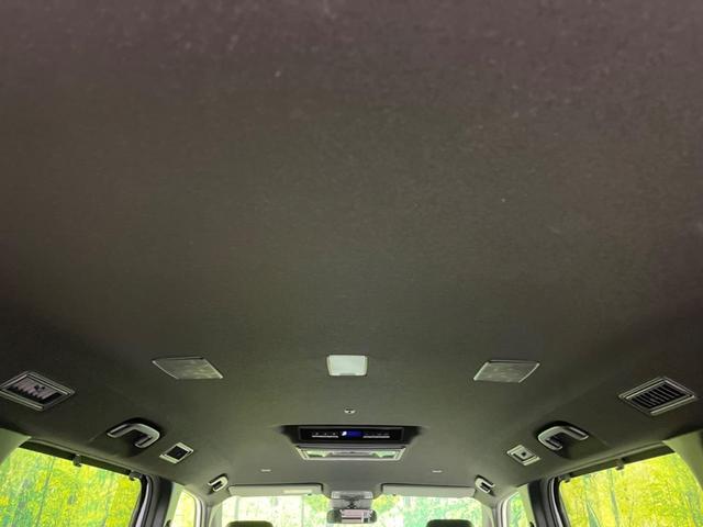 ヴォクシー ハイブリッドＳ－Ｚ　１４インチ後席モニター　両側電動スライドドア　衝突軽減装置　純正１０．５インチナビ　レーダークルーズコントロール　バックカメラ　ＥＴＣ２．０　フルセグ　シートヒーター　ハーフレザーシート　ＬＥＤヘッド（33枚目）