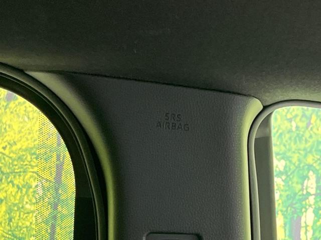 ヴォクシー ハイブリッドＳ－Ｚ　１４インチ後席モニター　両側電動スライドドア　衝突軽減装置　純正１０．５インチナビ　レーダークルーズコントロール　バックカメラ　ＥＴＣ２．０　フルセグ　シートヒーター　ハーフレザーシート　ＬＥＤヘッド（45枚目）