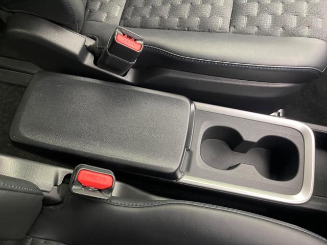 ヴォクシー ハイブリッドＳ－Ｚ　１４インチ後席モニター　両側電動スライドドア　衝突軽減装置　純正１０．５インチナビ　レーダークルーズコントロール　バックカメラ　ＥＴＣ２．０　フルセグ　シートヒーター　ハーフレザーシート　ＬＥＤヘッド（63枚目）