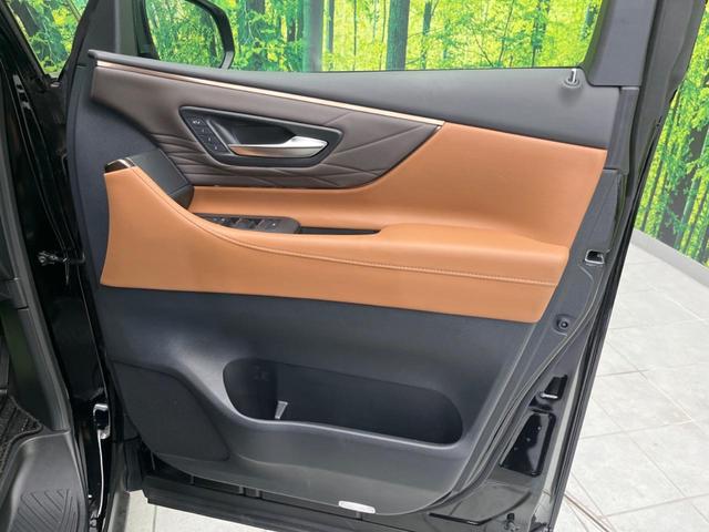 ヴェルファイアハイブリッド Ｚ　プレミア　ガラスルーフ　後席モニター　両側電動スライド　衝突軽減　１４インチナビ　全周囲カメラ　禁煙車　１００Ｖ電源　デジタルインナーミラー　レーダークルーズ　ドラレコ　ＥＴＣ　オットマン　本革（33枚目）