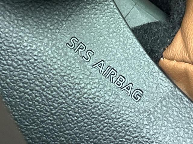 ヴェルファイアハイブリッド Ｚ　プレミア　ガラスルーフ　後席モニター　両側電動スライド　衝突軽減　１４インチナビ　全周囲カメラ　禁煙車　１００Ｖ電源　デジタルインナーミラー　レーダークルーズ　ドラレコ　ＥＴＣ　オットマン　本革（41枚目）