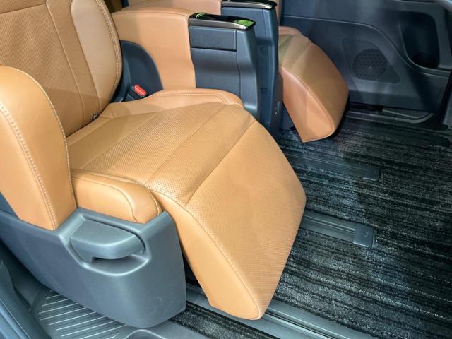 ヴェルファイアハイブリッド Ｚ　プレミア　ガラスルーフ　後席モニター　両側電動スライド　衝突軽減　１４インチナビ　全周囲カメラ　禁煙車　１００Ｖ電源　デジタルインナーミラー　レーダークルーズ　ドラレコ　ＥＴＣ　オットマン　本革（48枚目）