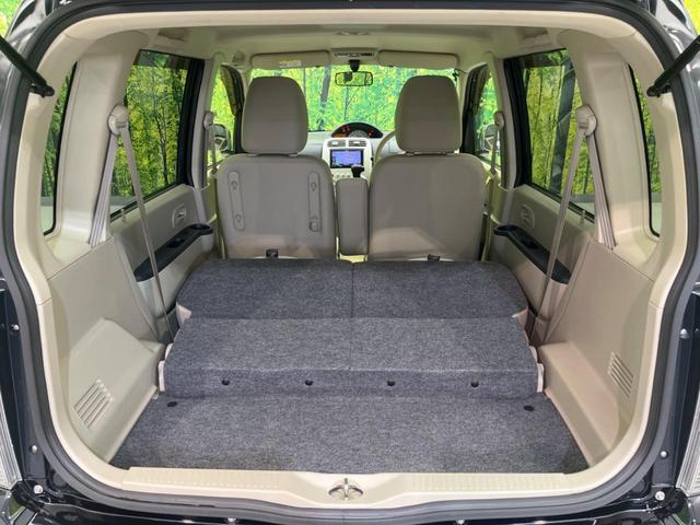 ���i�̂���������ʋ΁A���}���ɏ\���ȉ׎��X�y�[�X���m�ۂ��Ă���܂��B�Z�J���h�V�[�g��|���ƁA�傫�ȉו��̐ύڂ��\�ł���