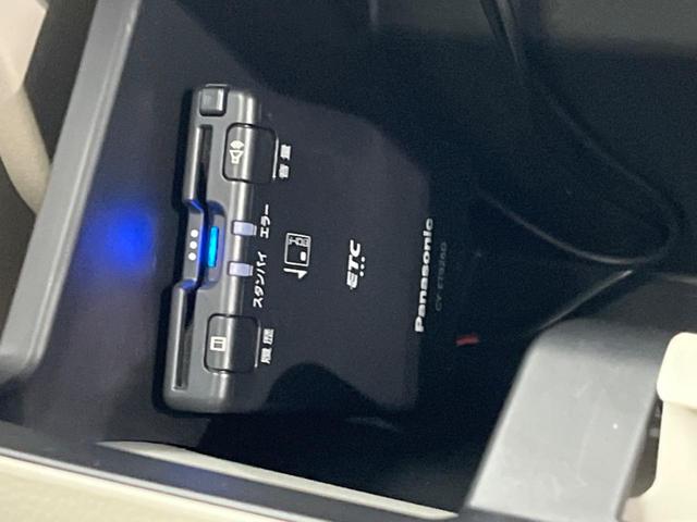 アルトラパン Ｌ　ＳＤナビ　バックカメラ　ＥＴＣ　Ｂｌｕｅｔｏｏｔｈ再生　ドライブレコーダー　スマートキー　ＣＤ再生　ＤＶＤ再生　衝突軽減システム　アシドリングストップ（5枚目）