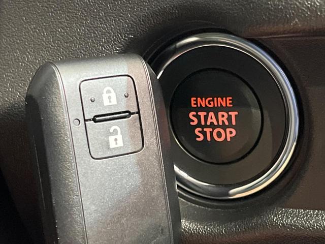 ジムニーノマド ＦＣ　登録済未使用車　４ＷＤ　衝突軽減装置　レーダークルーズコントロール　コーナーセンサー　スマートキー　シートヒーター　オートライト　オートエアコン　ステアリングスイッチ　革巻きステアリング（6枚目）