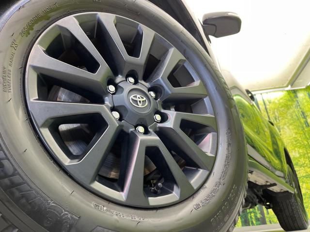 �y�����P�W�C���`�A���~�z�C�[���z�O�ςɃ}�b�`���������A���~�z�C�[���𑕒����Ă���܂��B�e��ЊO�A���~�z�C�[����A�X�^�b�h���X�^�C�����戵�����Ă���܂��B���񂲑��k����������