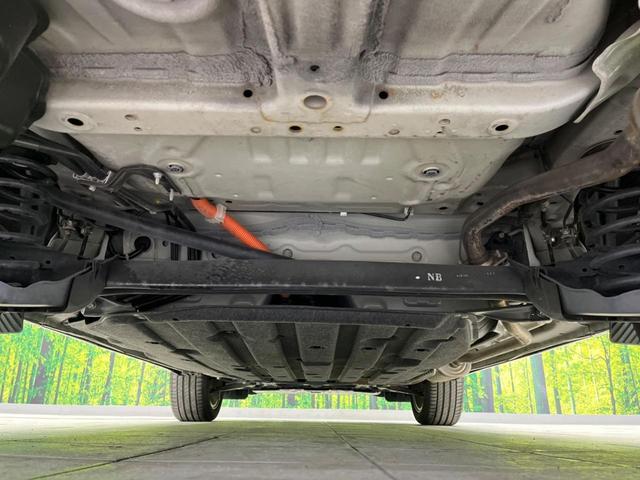 ヴェゼル ｅ：ＨＥＶ　Ｚ　純正９インチナビ　衝突軽減装置　禁煙車　バックカメラ　ブラインドスポットモニター　レーダークルーズコントロール　パワーバックドア　ＥＴＣ　Ｂｌｕｅｔｏｏｔｈ　フルセグ　シートヒーター　ドラレコ（19枚目）