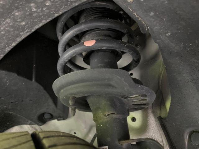 ヴェゼル ｅ：ＨＥＶ　Ｚ　純正９インチナビ　衝突軽減装置　禁煙車　バックカメラ　ブラインドスポットモニター　レーダークルーズコントロール　パワーバックドア　ＥＴＣ　Ｂｌｕｅｔｏｏｔｈ　フルセグ　シートヒーター　ドラレコ（22枚目）