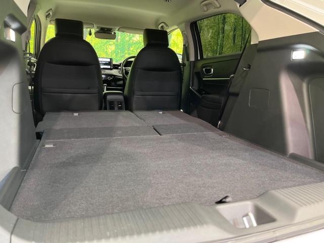 ヴェゼル ｅ：ＨＥＶ　Ｚ　純正９インチナビ　衝突軽減装置　禁煙車　バックカメラ　ブラインドスポットモニター　レーダークルーズコントロール　パワーバックドア　ＥＴＣ　Ｂｌｕｅｔｏｏｔｈ　フルセグ　シートヒーター　ドラレコ（36枚目）