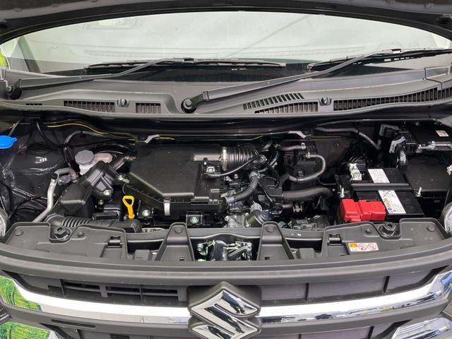 ソリオ ハイブリッドＭＺ　登録済未使用車　メーカー９インチナビ　両側電動スライド　全周囲カメラ　ブラインドスポットモニター　レーダークルーズコントロール　ステアリングスイッチ　ＬＥＤヘッドライト　スマートキー　コーナーセンサー（18枚目）