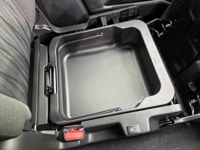 ソリオ ハイブリッドＭＺ　登録済未使用車　メーカー９インチナビ　両側電動スライド　全周囲カメラ　ブラインドスポットモニター　レーダークルーズコントロール　ステアリングスイッチ　ＬＥＤヘッドライト　スマートキー　コーナーセンサー（65枚目）