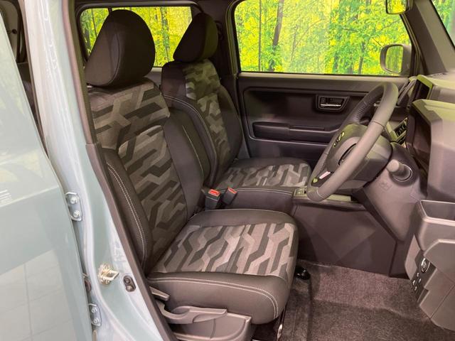 タフト Ｇ　クロムベンチャー　届出済未使用車　衝突軽減システム　レーダークルーズ　コーナーセンサー　スマートキー　ＬＥＤヘッド　純正１５インチアルミ　オートハイビーム　車線逸脱警報　オートライト（8枚目）