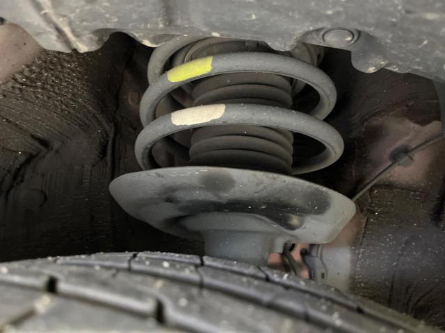 プリウス Aツーリングセレクション 衝突軽減 純正9インチナビ バックカメラ 禁煙車 レーダークルーズ シートヒーター ETC レーンアシスト クリアランスソナー LEDヘッド オートマチックハイビーム オートライト オート(20枚目)