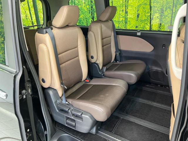 セレナ ｅ－パワー　ハイウェイスターＶ　ＢＩＧ－Ｘ１１インチナビ　フリップダウンモニター　全周囲カメラ　禁煙車　両側電動スライド　プロパイロット　デジタルインナーミラー　ＬＥＤヘッドライト　ＥＴＣ　Ｂｌｕｅｔｏｏｔｈ　フルセグ（9枚目）