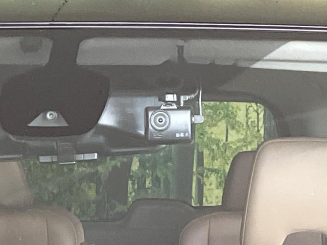 セレナ ｅ－パワー　ハイウェイスターＶ　ＢＩＧ－Ｘ１１インチナビ　フリップダウンモニター　全周囲カメラ　禁煙車　両側電動スライド　プロパイロット　デジタルインナーミラー　ＬＥＤヘッドライト　ＥＴＣ　Ｂｌｕｅｔｏｏｔｈ　フルセグ（22枚目）