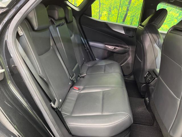 ＮＸ ＮＸ３５０ｈ　Ｆスポーツ　サンルーフ　１４インチディスプレイオーディオ　禁煙車　バックカメラ　ＥＴＣ　Ｂｌｕｅｔｏｏｔｈ　フルセグ　シートベンチレーション　パワーシート　パワーバックドア　ドラレコ　レーダークルーズ（9枚目）