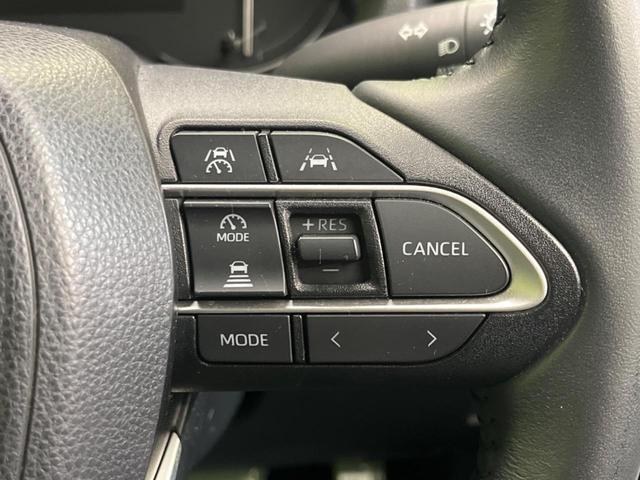 ヴォクシー Ｓ－Ｚ　１４インチ後席モニター　両側電動スライドドア　衝突軽減装置　禁煙車　純正１０．５インチナビ　レーダークルーズコントロール　バックカメラ　ＥＴＣ２．０　Ｂｌｕｅｔｏｏｔｈ　フルセグ　ドライブレコーダー（7枚目）