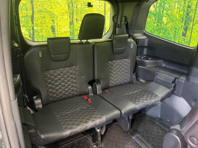 ヴォクシー Ｓ－Ｚ　１４インチ後席モニター　両側電動スライドドア　衝突軽減装置　禁煙車　純正１０．５インチナビ　レーダークルーズコントロール　バックカメラ　ＥＴＣ２．０　Ｂｌｕｅｔｏｏｔｈ　フルセグ　ドライブレコーダー（10枚目）