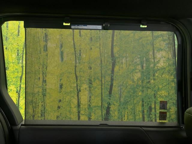 ヴォクシー Ｓ－Ｚ　１４インチ後席モニター　両側電動スライドドア　衝突軽減装置　禁煙車　純正１０．５インチナビ　レーダークルーズコントロール　バックカメラ　ＥＴＣ２．０　Ｂｌｕｅｔｏｏｔｈ　フルセグ　ドライブレコーダー（44枚目）