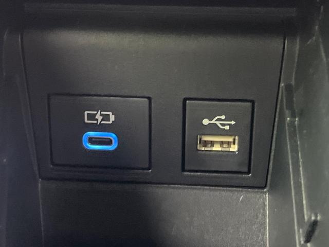 ヴォクシー Ｓ－Ｚ　１４インチ後席モニター　両側電動スライドドア　衝突軽減装置　禁煙車　純正１０．５インチナビ　レーダークルーズコントロール　バックカメラ　ＥＴＣ２．０　Ｂｌｕｅｔｏｏｔｈ　フルセグ　ドライブレコーダー（69枚目）