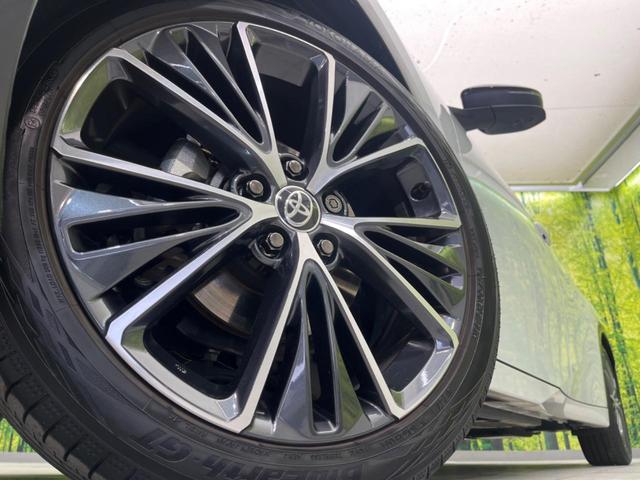 プリウス Ｚ　ガラスルーフ　全周囲カメラ　衝突被害軽減システム　レーダークルーズ　禁煙車　電動リアゲート　前席シートエアコン　パワーシート　コーナーセンサー　スマートキー　ＬＥＤヘッド　ＥＴＣ２．０（13枚目）