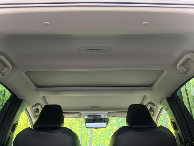 プリウス Ｚ　ガラスルーフ　全周囲カメラ　衝突被害軽減システム　レーダークルーズ　禁煙車　電動リアゲート　前席シートエアコン　パワーシート　コーナーセンサー　スマートキー　ＬＥＤヘッド　ＥＴＣ２．０（32枚目）