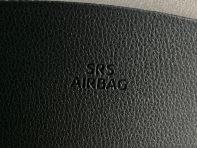 プリウス Ｚ　ガラスルーフ　全周囲カメラ　衝突被害軽減システム　レーダークルーズ　禁煙車　電動リアゲート　前席シートエアコン　パワーシート　コーナーセンサー　スマートキー　ＬＥＤヘッド　ＥＴＣ２．０（41枚目）