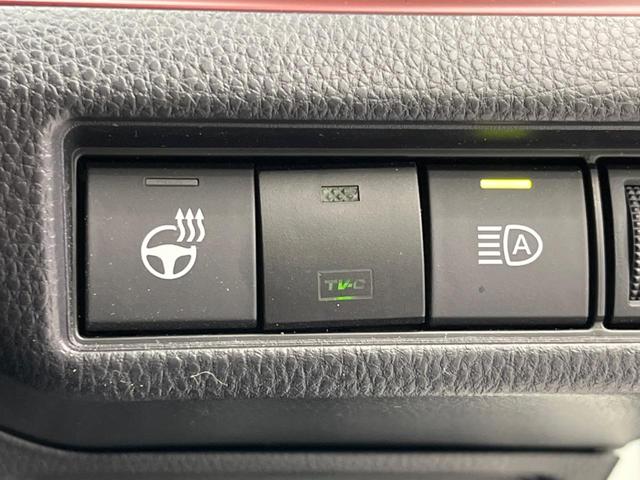 プリウス Ｚ　ガラスルーフ　全周囲カメラ　衝突被害軽減システム　レーダークルーズ　禁煙車　電動リアゲート　前席シートエアコン　パワーシート　コーナーセンサー　スマートキー　ＬＥＤヘッド　ＥＴＣ２．０（44枚目）