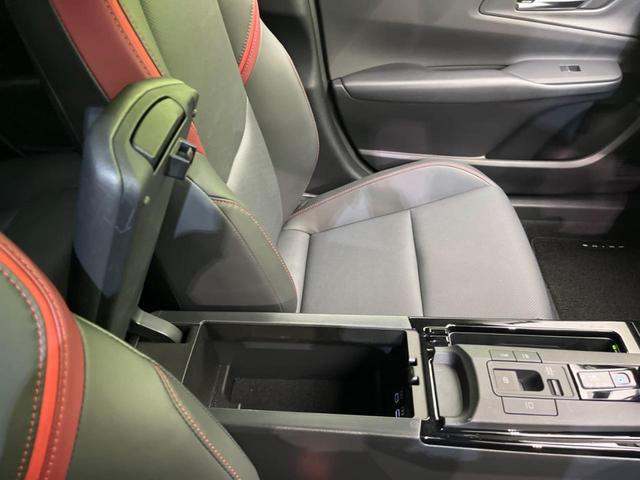 プリウス Ｚ　ガラスルーフ　全周囲カメラ　衝突被害軽減システム　レーダークルーズ　禁煙車　電動リアゲート　前席シートエアコン　パワーシート　コーナーセンサー　スマートキー　ＬＥＤヘッド　ＥＴＣ２．０（73枚目）