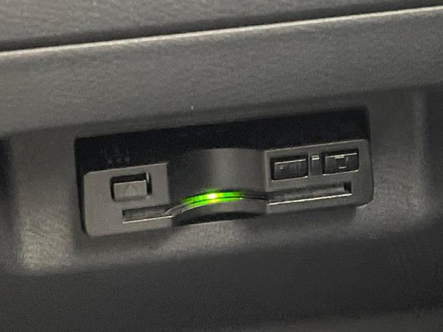 キックス Ｘ　ツートーンインテリアエディション　プロパイロット　衝突軽減装置　禁煙車　１０インチナビ　全周囲カメラ　ＥＴＣ　Ｂｌｕｅｔｏｏｔｈ　フルセグ　スマートキー　シートヒーター　デジタルインナーミラー　ＬＥＤヘッドライト　ＬＥＤフォグランプ（6枚目）