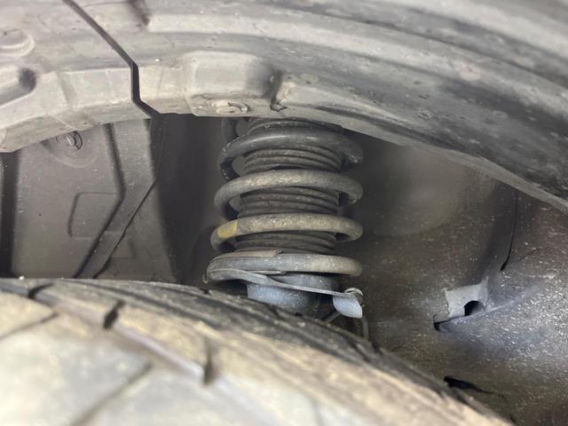 キックス Ｘ　ツートーンインテリアエディション　プロパイロット　衝突軽減装置　禁煙車　１０インチナビ　全周囲カメラ　ＥＴＣ　Ｂｌｕｅｔｏｏｔｈ　フルセグ　スマートキー　シートヒーター　デジタルインナーミラー　ＬＥＤヘッドライト　ＬＥＤフォグランプ（20枚目）