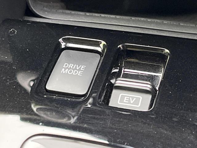 キックス Ｘ　ツートーンインテリアエディション　プロパイロット　衝突軽減装置　禁煙車　１０インチナビ　全周囲カメラ　ＥＴＣ　Ｂｌｕｅｔｏｏｔｈ　フルセグ　スマートキー　シートヒーター　デジタルインナーミラー　ＬＥＤヘッドライト　ＬＥＤフォグランプ（49枚目）