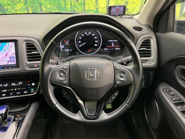 �y�����v�����X�e�A�����O�z�㎿�Ȋv���g�p���邱�ƂŁA��ɂ����������݂ƂĂ��^�]���₷���n���h���ł���