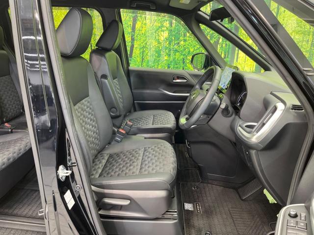 ヴォクシー Ｓ－Ｚ　両側電動ドア　後席モニター　バックカメラ　衝突被害軽減システム　レーダークルーズ　禁煙車　シートヒーター　ドラレコ　コーナーセンサー　スマートキー　ＬＥＤヘッド　ＥＴＣ２．０（8枚目）