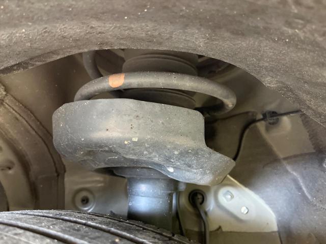 ヴォクシー Ｓ－Ｚ　両側電動ドア　後席モニター　バックカメラ　衝突被害軽減システム　レーダークルーズ　禁煙車　シートヒーター　ドラレコ　コーナーセンサー　スマートキー　ＬＥＤヘッド　ＥＴＣ２．０（21枚目）