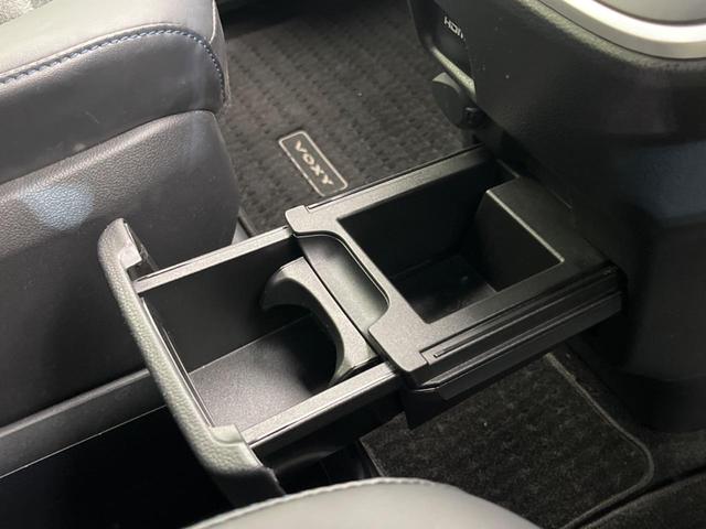 ヴォクシー Ｓ－Ｚ　両側電動ドア　後席モニター　バックカメラ　衝突被害軽減システム　レーダークルーズ　禁煙車　シートヒーター　ドラレコ　コーナーセンサー　スマートキー　ＬＥＤヘッド　ＥＴＣ２．０（69枚目）