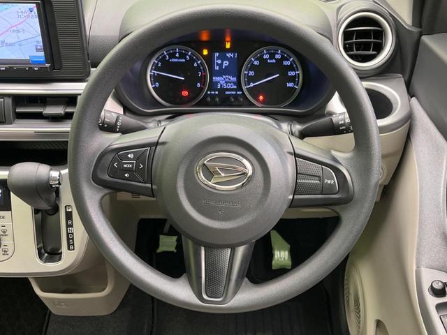 �y�X�e�A�����O�X�C�b�`�z�^�]���A�O������ڐ������炷���ƂȂ��A�I�[�f�B�I���̑��삪�\�ȕ֗��@�\�I���S�����K�ȃh���C�u�����o���Ă���܂���