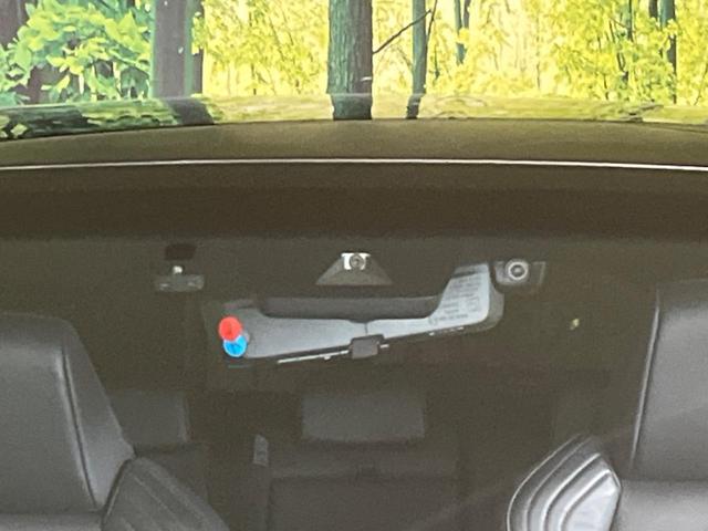 �y�g���^�Z�[�t�e�B�Z���X�z���s���ɑO���̎ԗ�����F�����A�Փ˂������Ȏ��͌x��ƃu���[�L�ŏՓˉ���Ɣ�Q�y�����A�V�X�g�B�����S�Ƀh���C�u�����y���݂��������܂��B