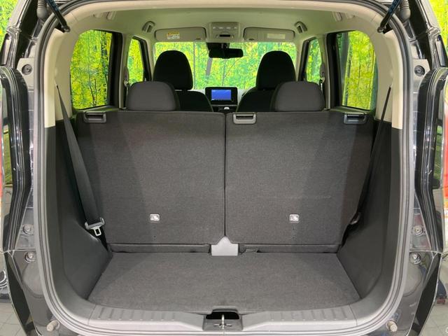 ���i�̂���������ʋ΁A���}���ɏ\���ȉ׎��X�y�[�X���m�ۂ��Ă���܂��B�Z�J���h�V�[�g��|���ƁA�傫�ȉו��̐ύڂ��\�ł���