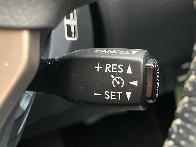 �y�N���[�Y�R���g���[���z�������H�����N���N���s�B�A�N�Z���𗣂��Ă���葬�x�ő��s���ł��A�������^�]���̕��S���y���I�����E�������ȒP�ȃX�C�b�`����Œ����ł��܂��B