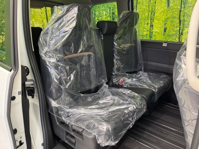 ���i���ȃI���W�i���t���A�}�b�g���I�v�V�����ɂĂ��p�ӂ��Ă���܂��B���D���ȃf�U�C����J���[�����Ԃɍ��킹�đI��ł����������Ƃ��ł��܂���