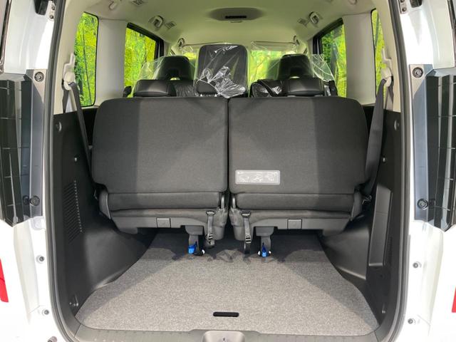 ���i�̂���������ʋ΁A���}���ɏ\���ȉ׎��X�y�[�X���m�ۂ��Ă���܂��B�T�[�h�V�[�g��|���ƁA�傫�ȉו��̐ύڂ��\�ł���