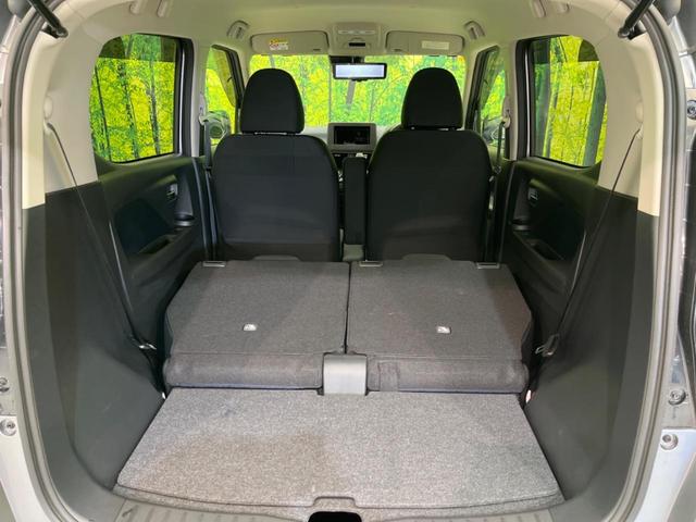 ���i�̂���������ʋ΁A���}���ɏ\���ȉ׎��X�y�[�X���m�ۂ��Ă���܂��B�Z�J���h�V�[�g��|���ƁA�傫�ȉו��̐ύڂ��\�ł���