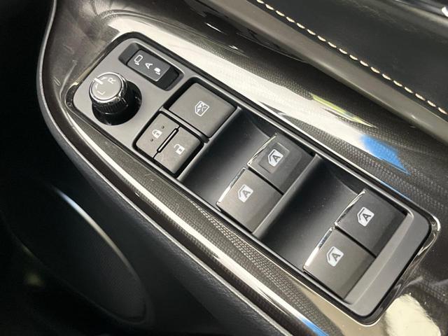 プレミアム　ＳＤナビ　バックカメラ　衝突被害軽減　レーダークルーズ　禁煙車　ハーフレザーシート　パワーシート　ドラレコ　スマートキー　ＬＥＤヘッド　ＥＴＣ　純正１８インチアルミ　オートハイビーム（画像21）