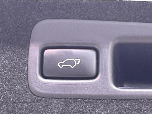 プレミアム　ＳＤナビ　バックカメラ　衝突被害軽減　レーダークルーズ　禁煙車　ハーフレザーシート　パワーシート　ドラレコ　スマートキー　ＬＥＤヘッド　ＥＴＣ　純正１８インチアルミ　オートハイビーム（画像43）