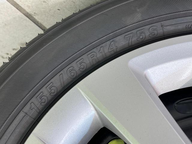 ベースグレード　届出済未使用車　電動スライドドア　バックカメラ　衝突被害軽減システム　コーナーセンサー　スマートキー　ＬＥＤヘッド　オートハイビーム　車線逸脱警報　オートライト　オートエアコン（画像35）