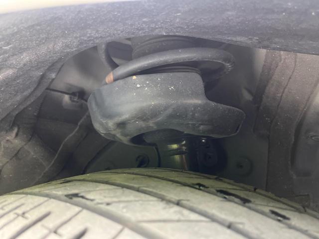 Ｓ－Ｚ　１３．２インチ後席モニター　両側電動スライド　衝突軽減装置　禁煙車　純正１０．５インチナビ　ＥＴＣ２．０　Ｂｌｕｅｔｏｏｔｈ　フルセグ　前席中列シートヒーター　ハーフレザーシート　パワーバックドア（画像20）