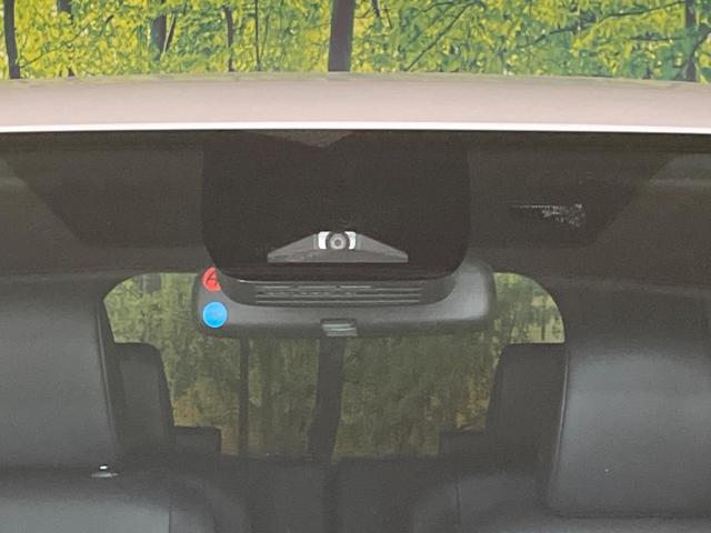 Ｓ－Ｚ　１３．２インチ後席モニター　両側電動スライド　衝突軽減装置　禁煙車　純正１０．５インチナビ　ＥＴＣ２．０　Ｂｌｕｅｔｏｏｔｈ　フルセグ　前席中列シートヒーター　ハーフレザーシート　パワーバックドア（画像64）